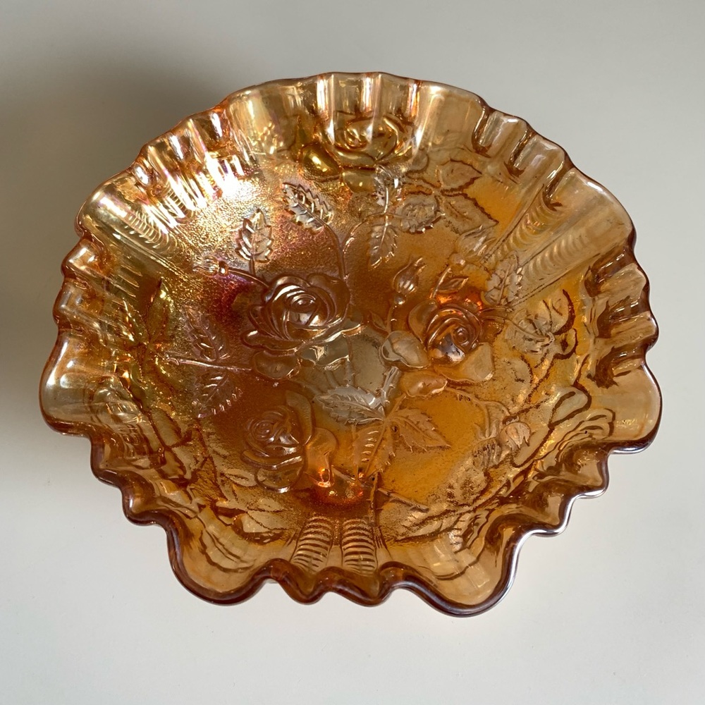 🚫SOLD•Ⓜ️🚫 Collectible Vintage Imperial Glass Bowl W/ Marigold Floral Motif - Picture 2 of 10